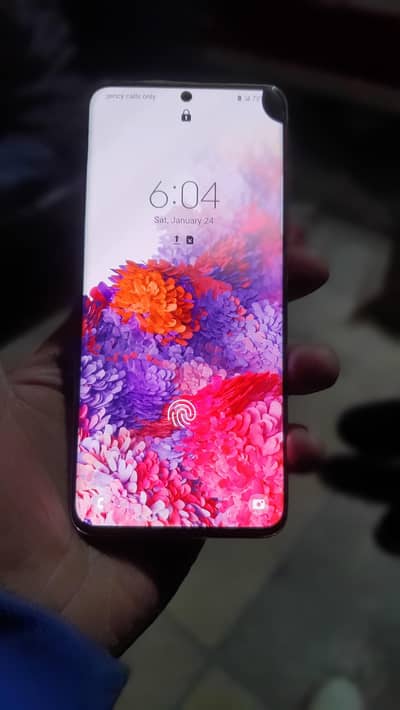 Samsung s20 plus  5G. . 8 gb. . . 128. . best for PUBG gameing and camera