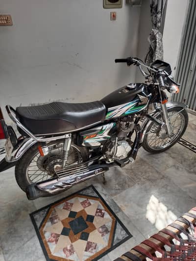 Honda CG125 2023 Black