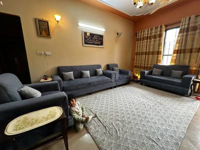 7 seater Sofa set for sale