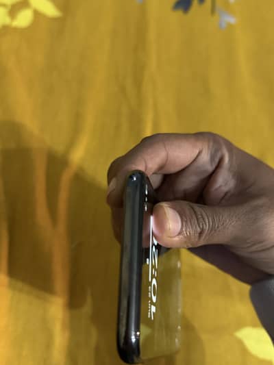 Chalne mein phone Achcha hai