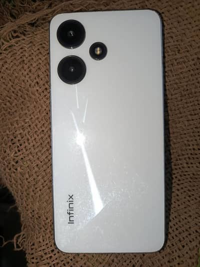 Infinix hot 30i 4/128 condition 10 by 10