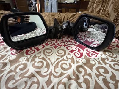 Vezel Side Mirrrors. (New Condition)