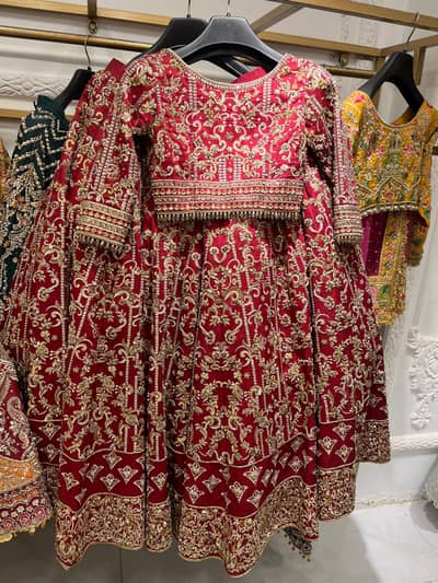 Designer Red Bridal Lehenga Choli Heavy Embroidery Wedding Dress Small