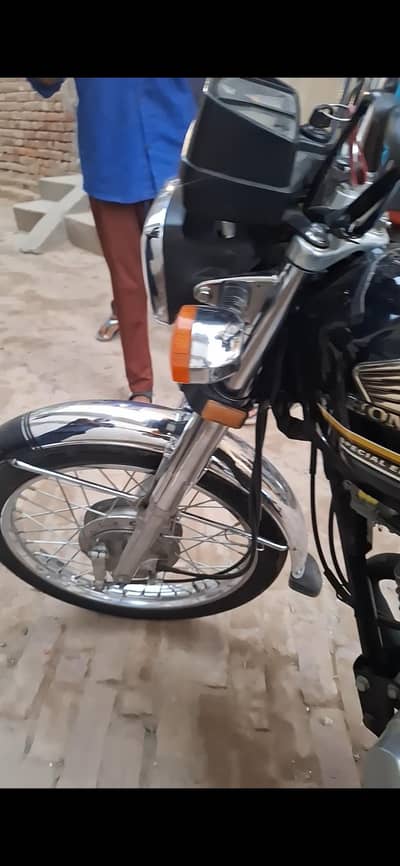 Honda 125 self start