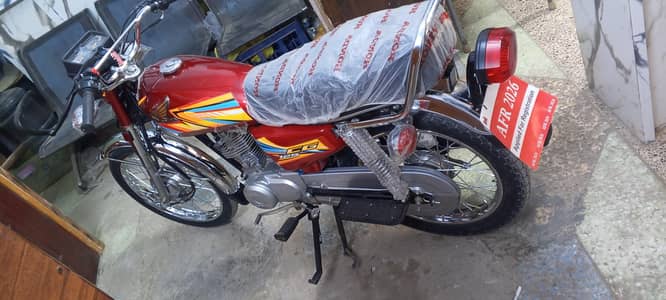 Honda 125 Lahore no file miss Kuch bh paper NH h ghr shift me miss hog