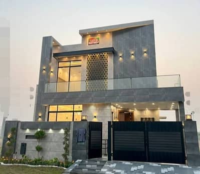 Faisal Town 8 Marla House For Sale