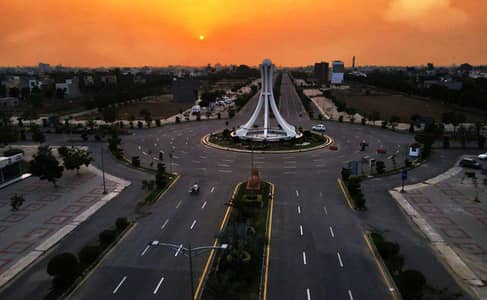 10 MARLA PLOT ON CARPETED ROAD WITH ALL DUES PAID OR NEAREST TO BAHRIA TOWN AVAILABLE FOR SALE