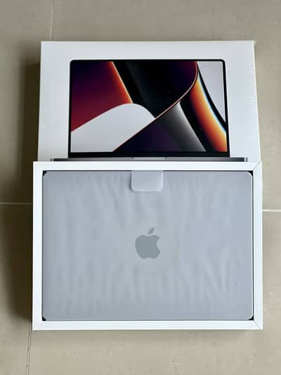 Premium Apple Notebook Available