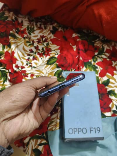 OPPO f19 6gb 128 gb