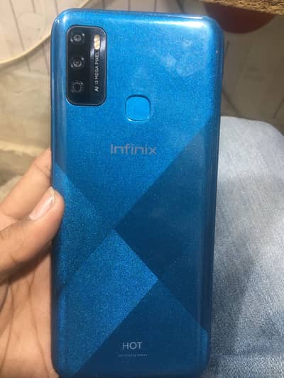Infinix hot 9 play 4GB 64GB