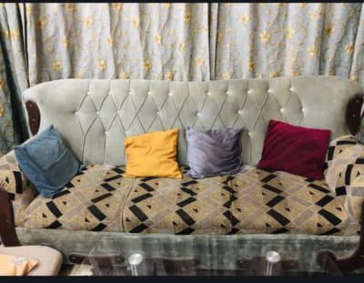 7 seater sofa set  urgent sale