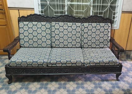 Sofa for sell