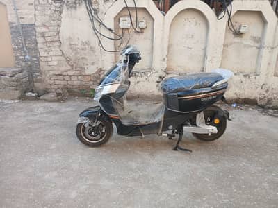 Orevo electric scooty zero meter