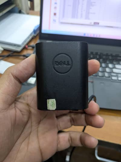 dell 30 watt pd charger for mobile device