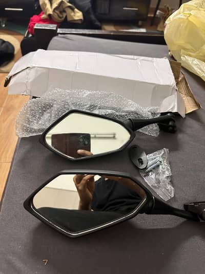 Heavy bike side mirrors