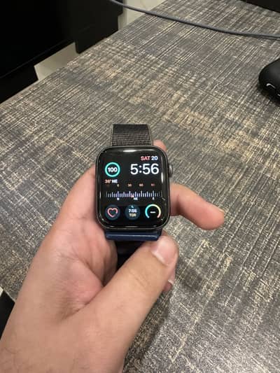 Apple watch series 5 44 mm