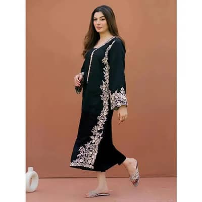 2 pices sout available in stock