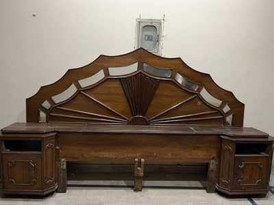 King size Bed available for sale