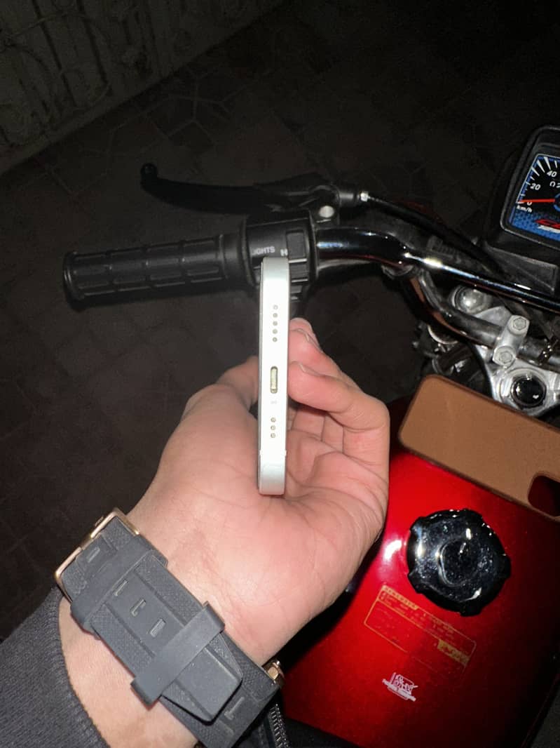 Iphone 13 5