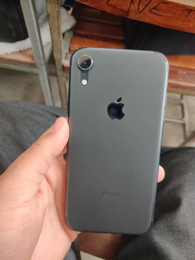 iphone XR 64 gb jv