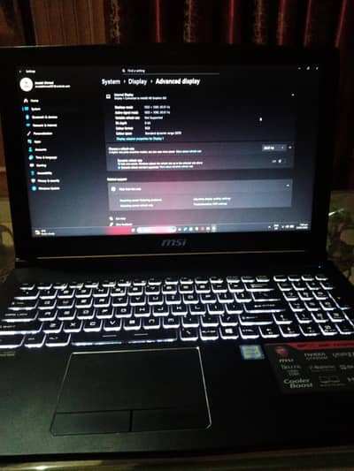 MSI Gaming Laptop i7-6th gen 2 GB Nvidia GeForce GTX 950m