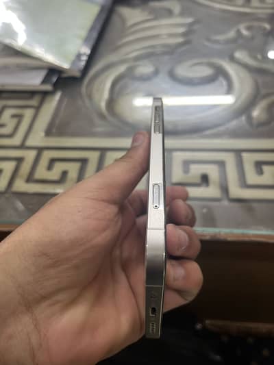 iPhone 12pro factory unlocked