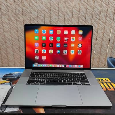 MacBook pro 2019 Intel core i9