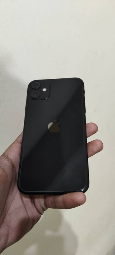 Iphone 11 128GB pta approved (P+E)