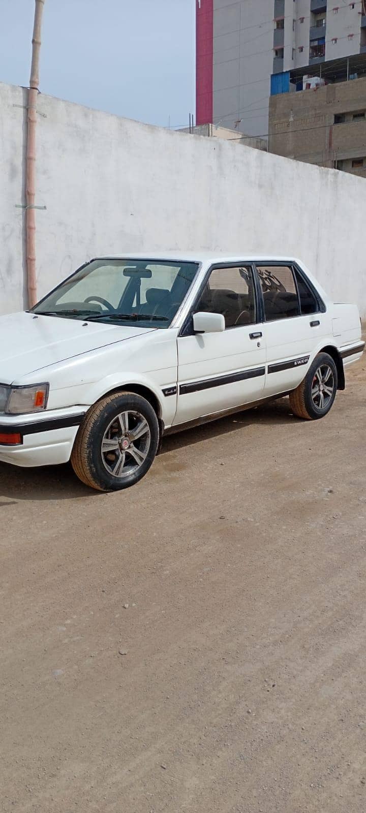 EE80 GL Saloon Toyota Corolla - Cars - 1110705645