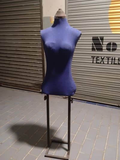 Female Mannequin