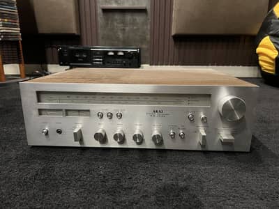 Akai AA-1040