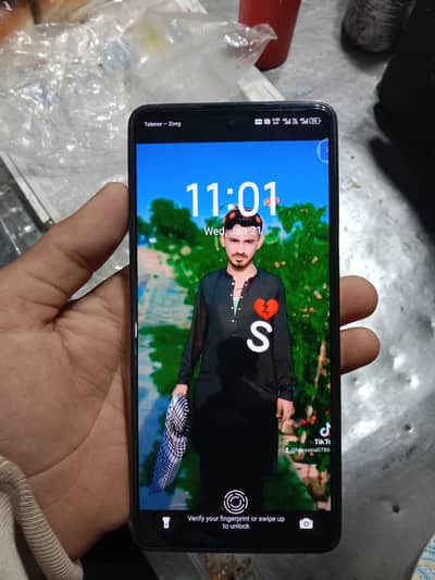 Tecno camon 20