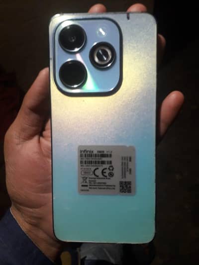 8 128 box charge available