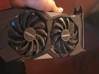Gigabyte 1660 Super Graphic card Available for urgent sale.