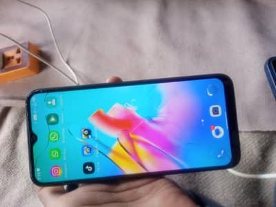 infinixsmart 5 screen crack butfull work on of button nhi h 0336511181