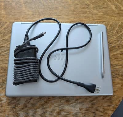 Hp Spectre x360 - 14-ef0747nr | i5-1235U / 10 Cores | 8GB Ram 512GB