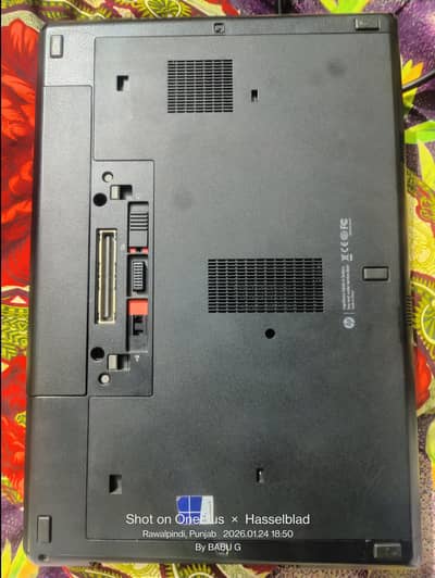 HP laptop 128gb SSD 300hd