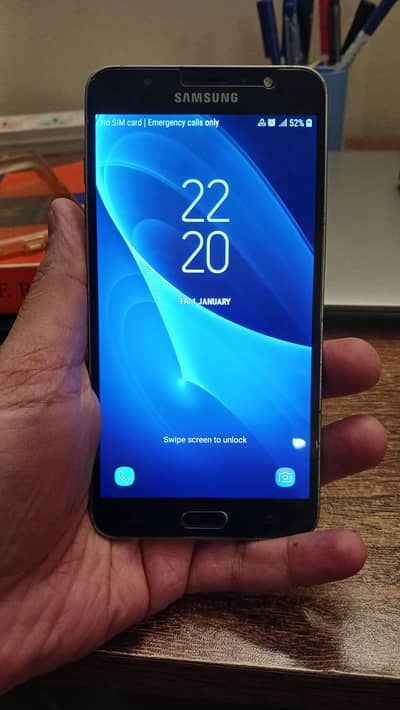 Galaxy J7(2016)
