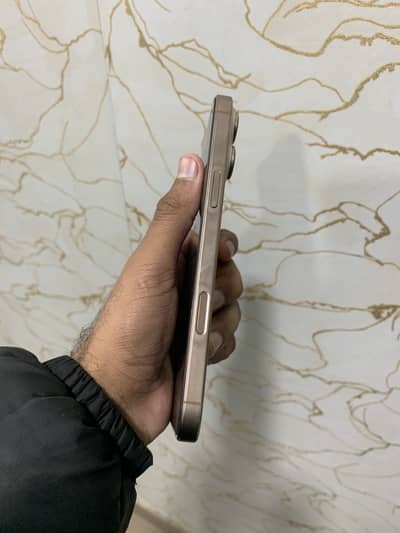 iPhone 16promax PTA