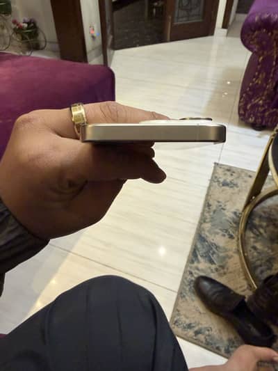 I phone 15 pro non pta jv