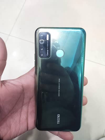 Tecno  camon 15