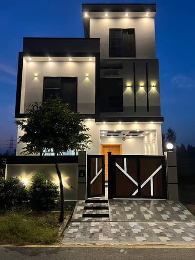 5 Mrla Brand New House for sale Royal Palm City Gujranwala