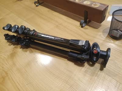Manfrotto 190CXPRO4 4-Section Carbon Fiber Tripod Legs at Ace Photo