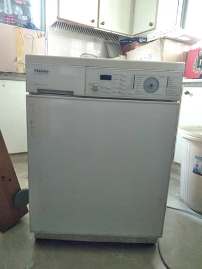 NOT WORKING MIELE NOVOTRONIC WASHING MACHINE FOR SCRAP