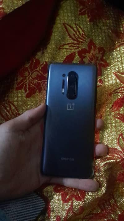 one plus 8 pro lines hain only baki all ok