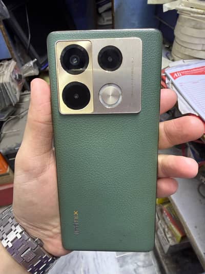 infinix note 40 pro  12/256