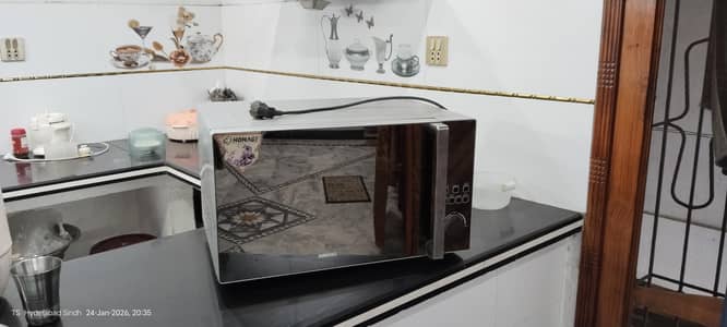 Homage microwave oven