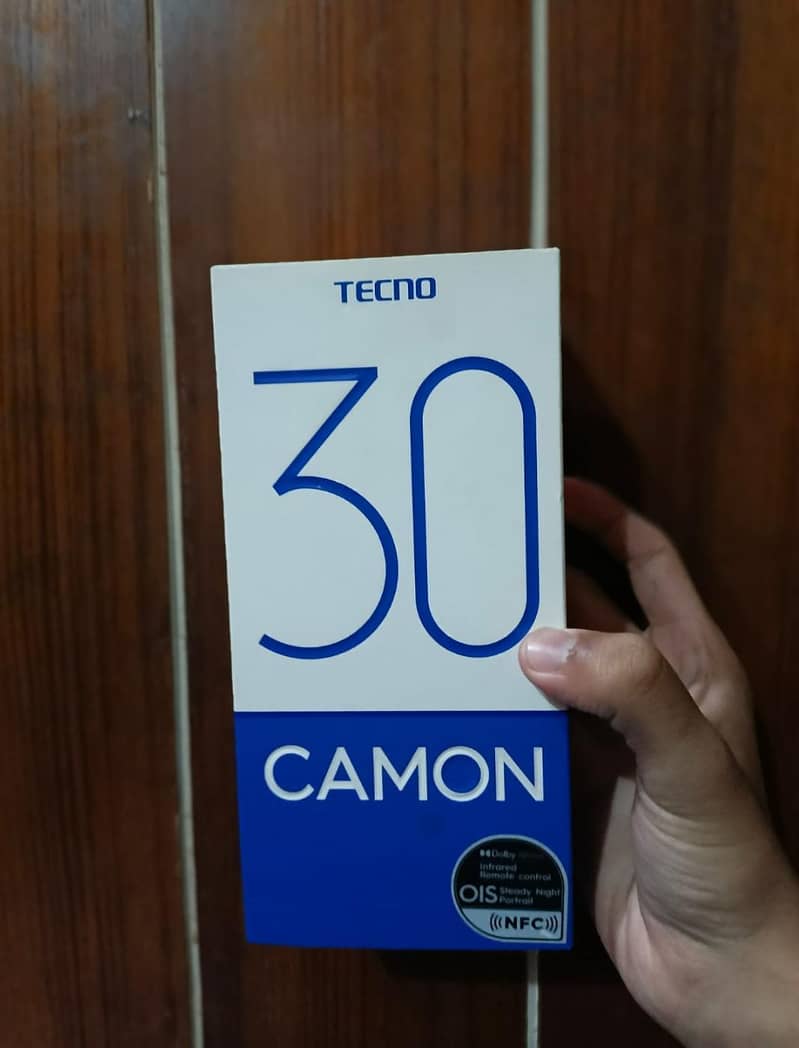 Techno Camon 30 0