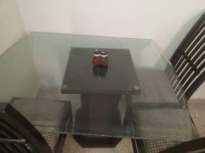 DINING TABLE SET FOR SELL