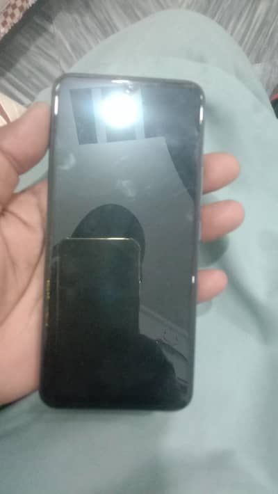 v23e 8/256 good condition